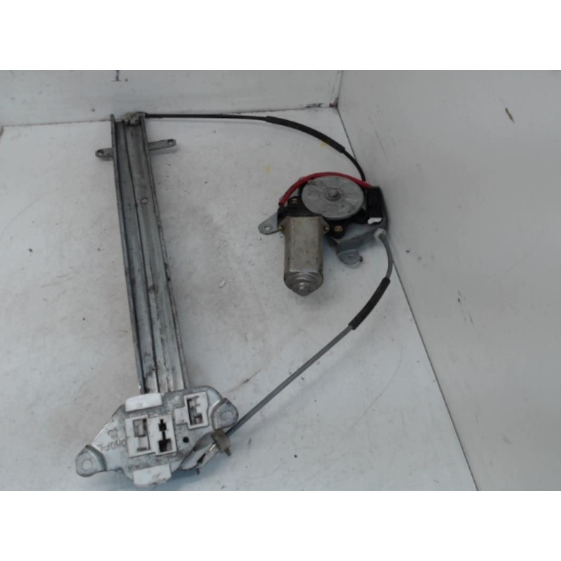Leve vitre electrique avant gauche NISSAN  d’occasion
