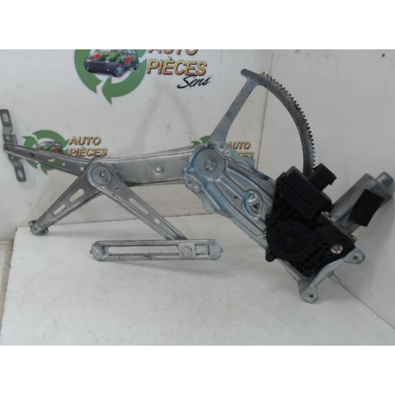 Leve vitre electrique avant droit OPEL  d’occasion