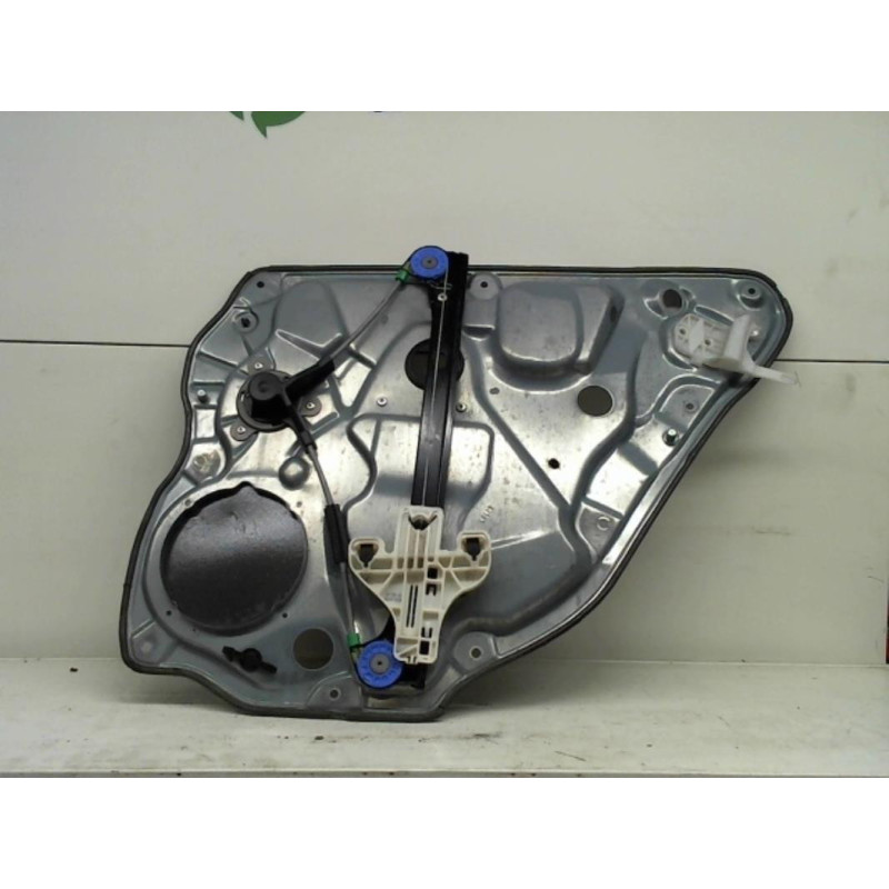 Leve vitre mecanique arriere gauche VOLKSWAGEN  d’occasion