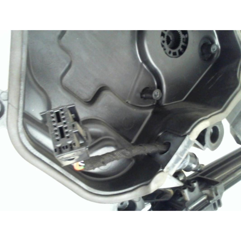 Leve vitre electrique avant droit SEAT IBIZA 4 PHASE 1 d’occasion