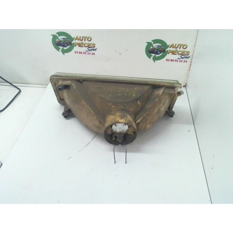 Optique avant principal droit (feux)(phare) CITROEN BX d’occasion