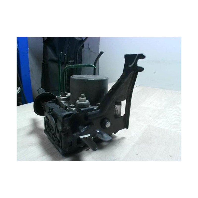 Bloc ABS (freins anti-blocage) RENAULT CLIO 3 PHASE 1 d’occasion