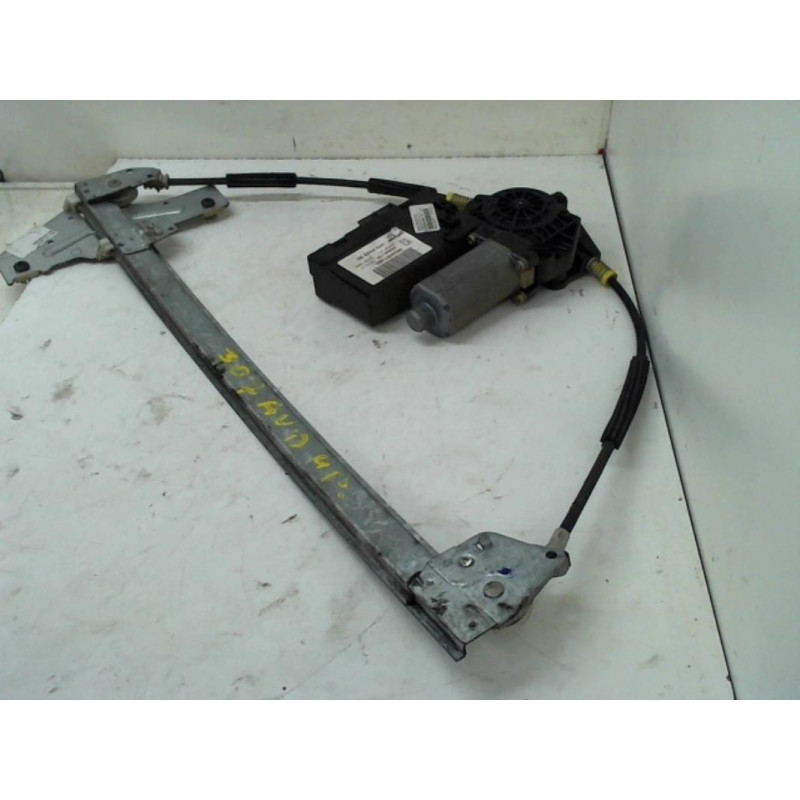 Leve vitre electrique avant droit PEUGEOT 307 PHASE 1 d’occasion
