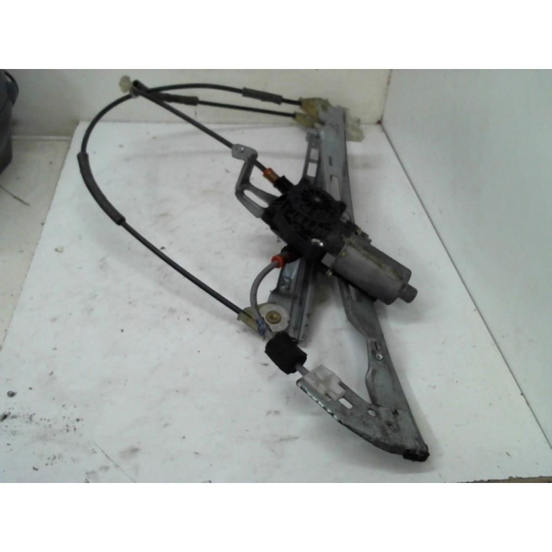 Leve vitre electrique avant gauche PEUGEOT 206+ d’occasion