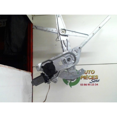 Leve vitre electrique avant droit RENAULT KANGOO 1 PHASE 2 d’occasion