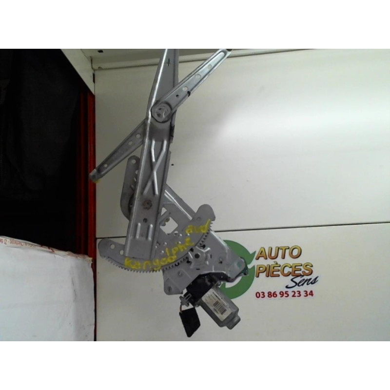 Leve vitre electrique avant droit RENAULT KANGOO 1 PHASE 2 d’occasion