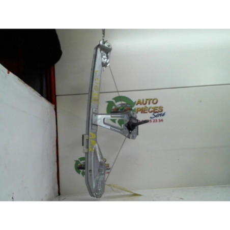 Leve vitre mecanique arriere gauche RENAULT CLIO 3 PHASE 1 d’occasion