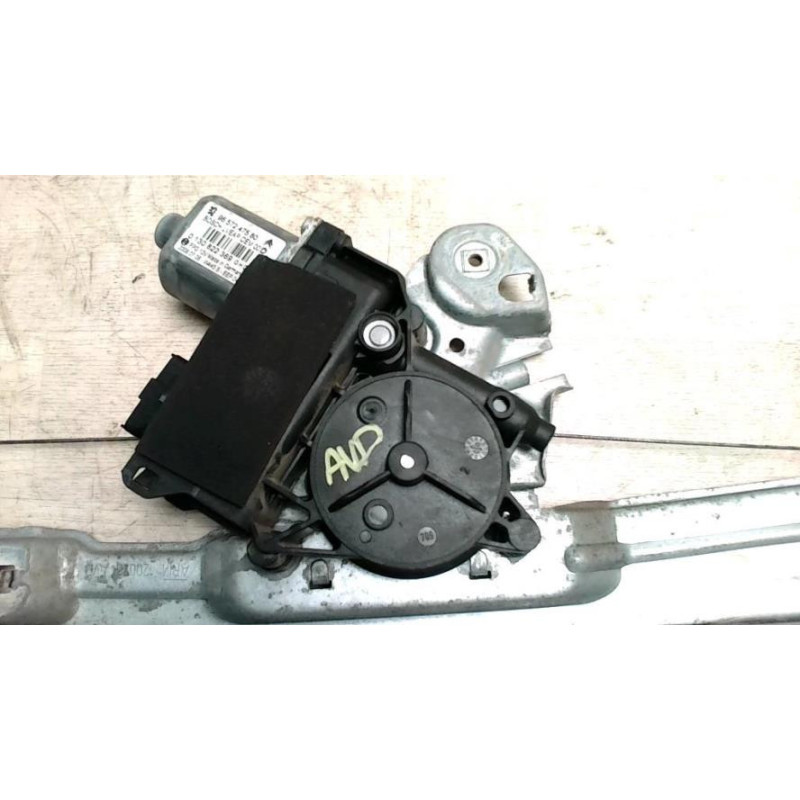 Leve vitre electrique avant droit PEUGEOT 308 1 PHASE 1 d’occasion
