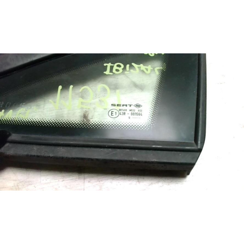 Custode avant gauche (porte) SEAT IBIZA 4 PHASE 1 d’occasion