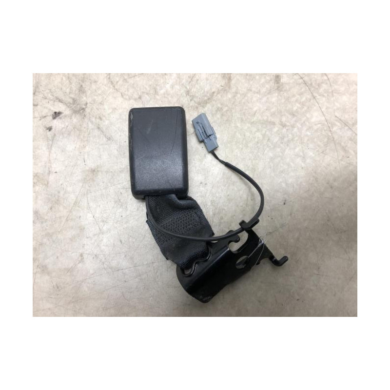 Attache ceinture arriere droit RENAULT TALISMAN BREAK d’occasion