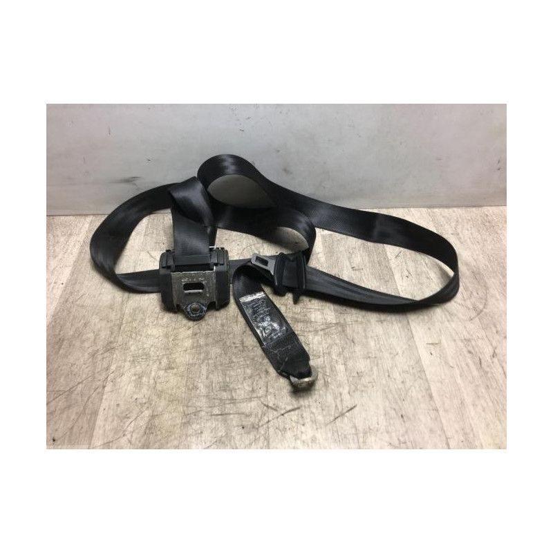 Ceinture arriere droit VOLKSWAGEN NEW BEETLE 1 PHASE 1 CABRIOLET d’occasion