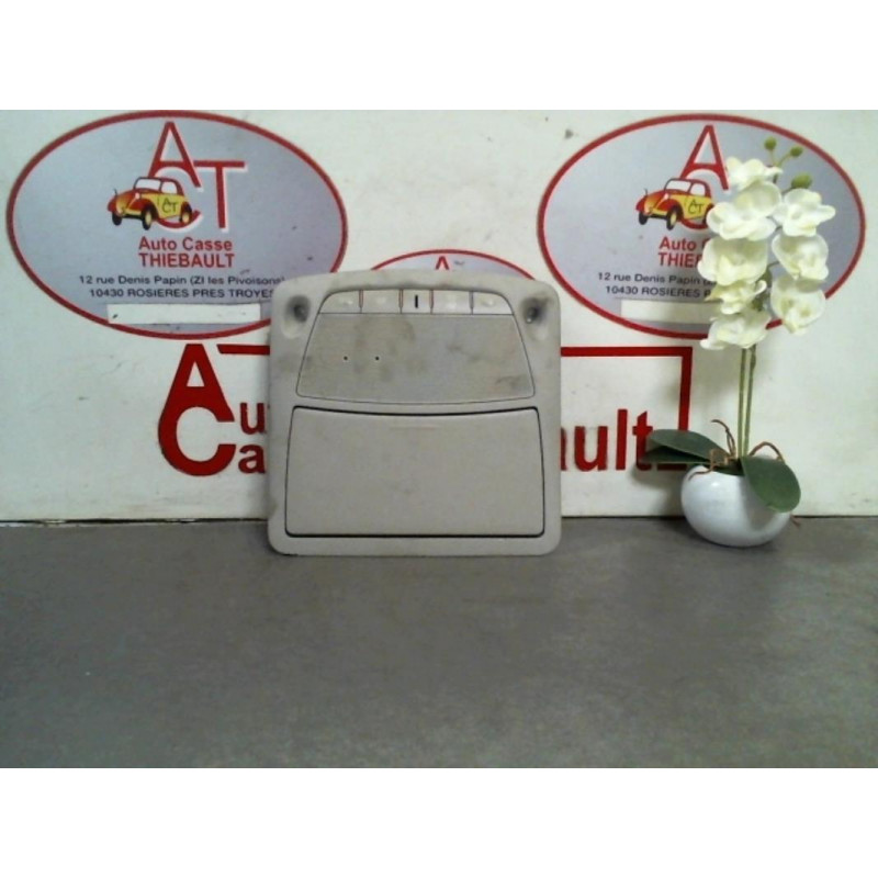 Eclairage de plafonnier NISSAN PULSAR d’occasion