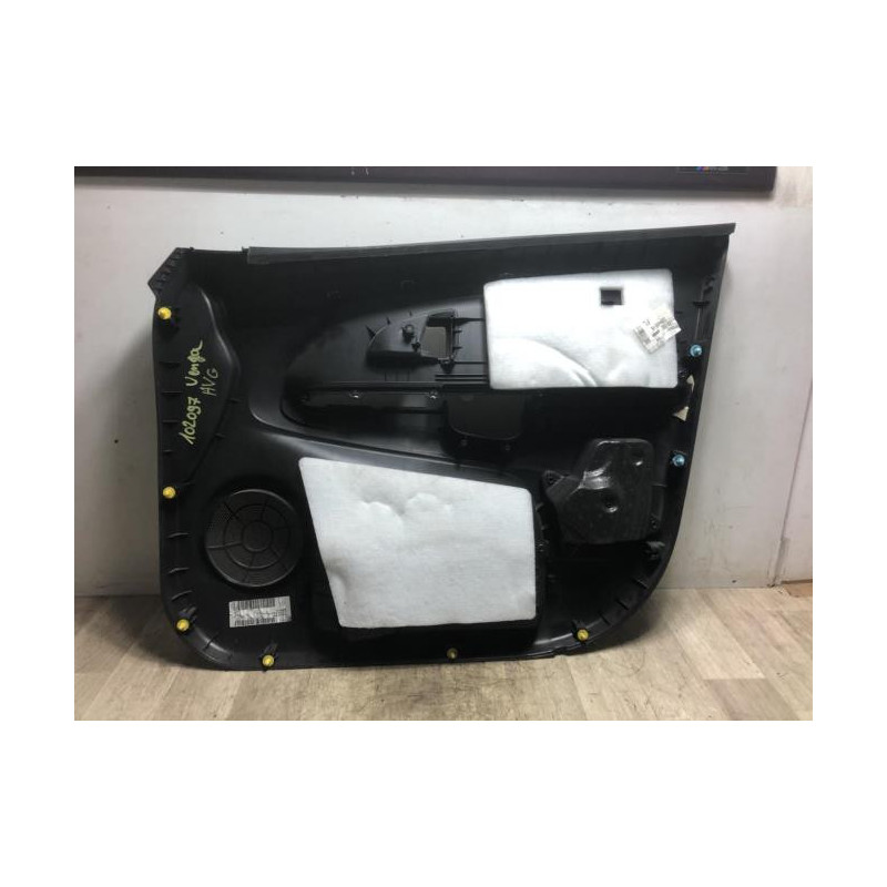 Panneau de porte avant gauche KIA VENGA PHASE 1 d’occasion