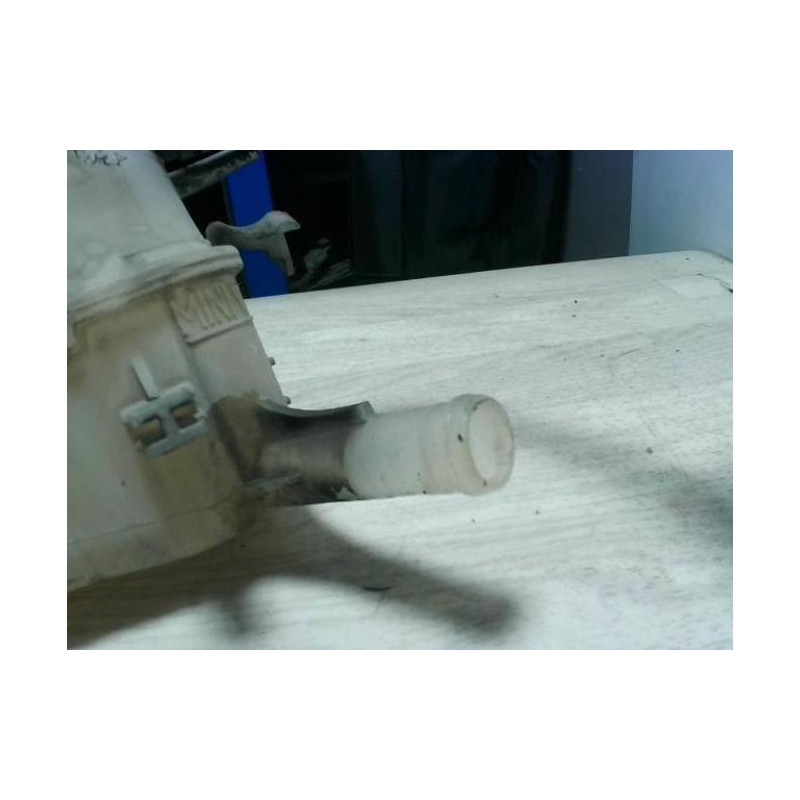 Vase d'expansion RENAULT MEGANE 3 PHASE 1 d’occasion