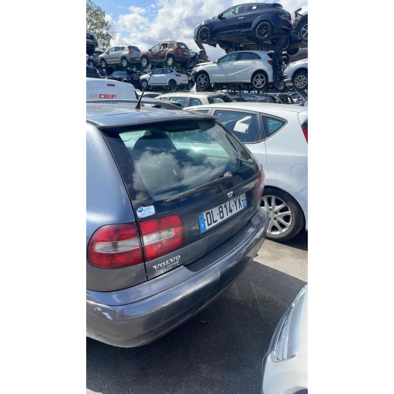 Platine feu arriere droit VOLVO V 40 1 PHASE 2 BREAK d’occasion