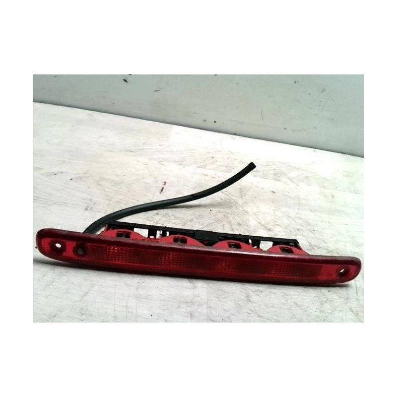 Feu arriere stop central PEUGEOT 107 PHASE 2 d’occasion