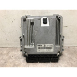 Calculateur moteur RENAULT  d’occasion