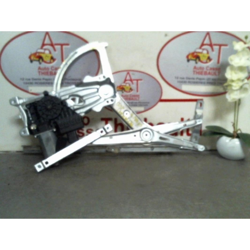 Leve vitre electrique avant droit OPEL ASTRA (H) d’occasion