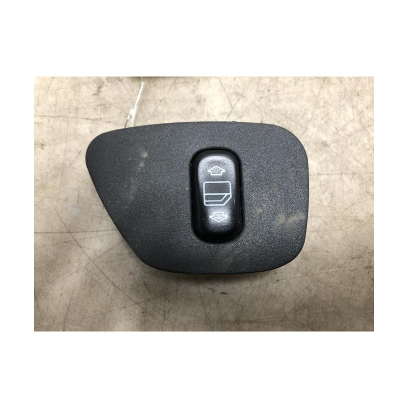 Interrupteur de leve vitre arriere droit MERCEDES CLASSE E 210 PHASE 2 d’occasion