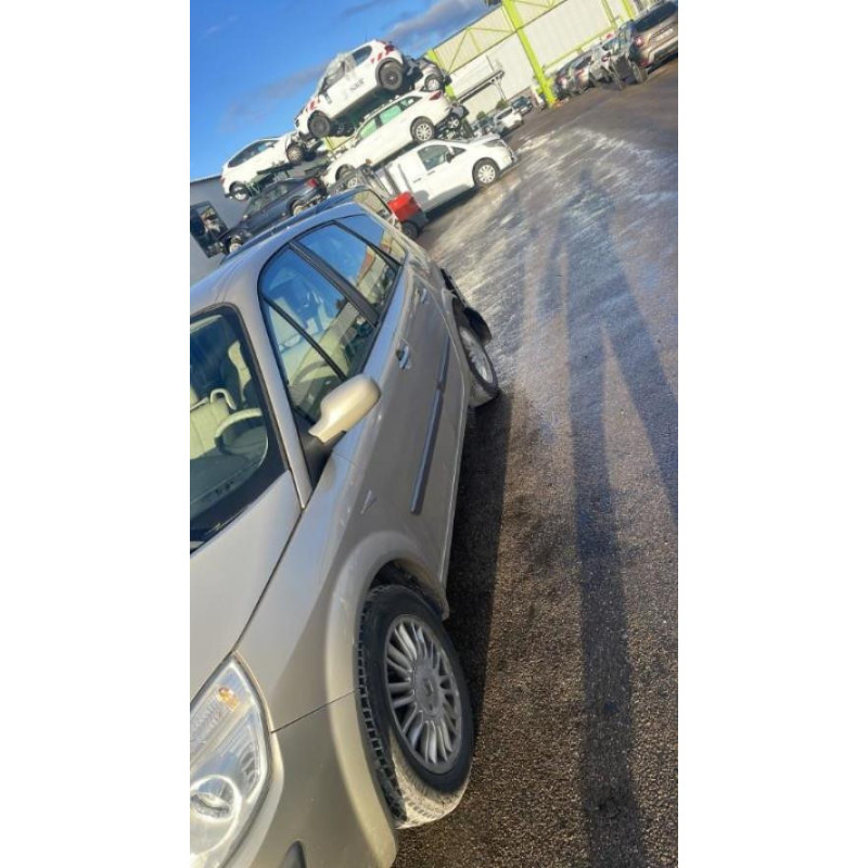 Capot RENAULT GRAND SCENIC 2 PHASE 2 d’occasion