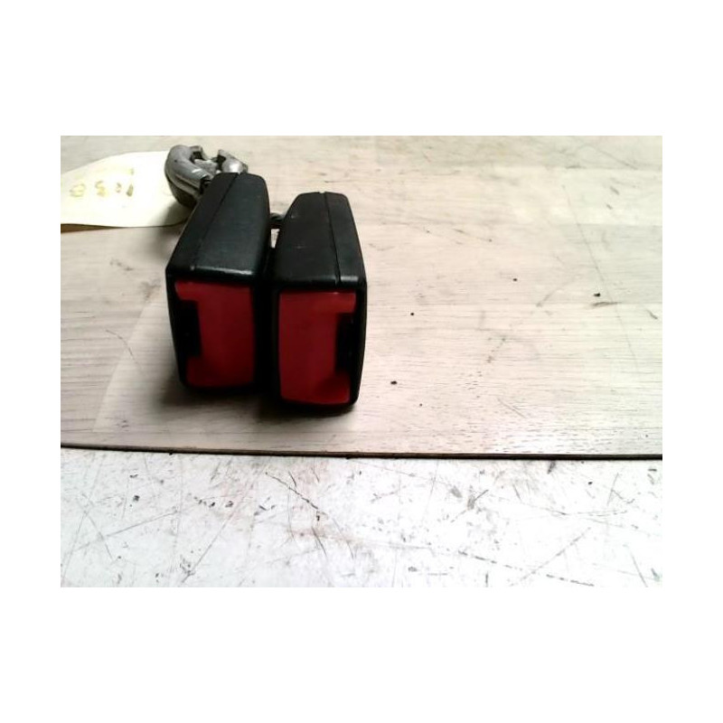 Attache ceinture arriere centrale SEAT LEON 2 PHASE 1 d’occasion