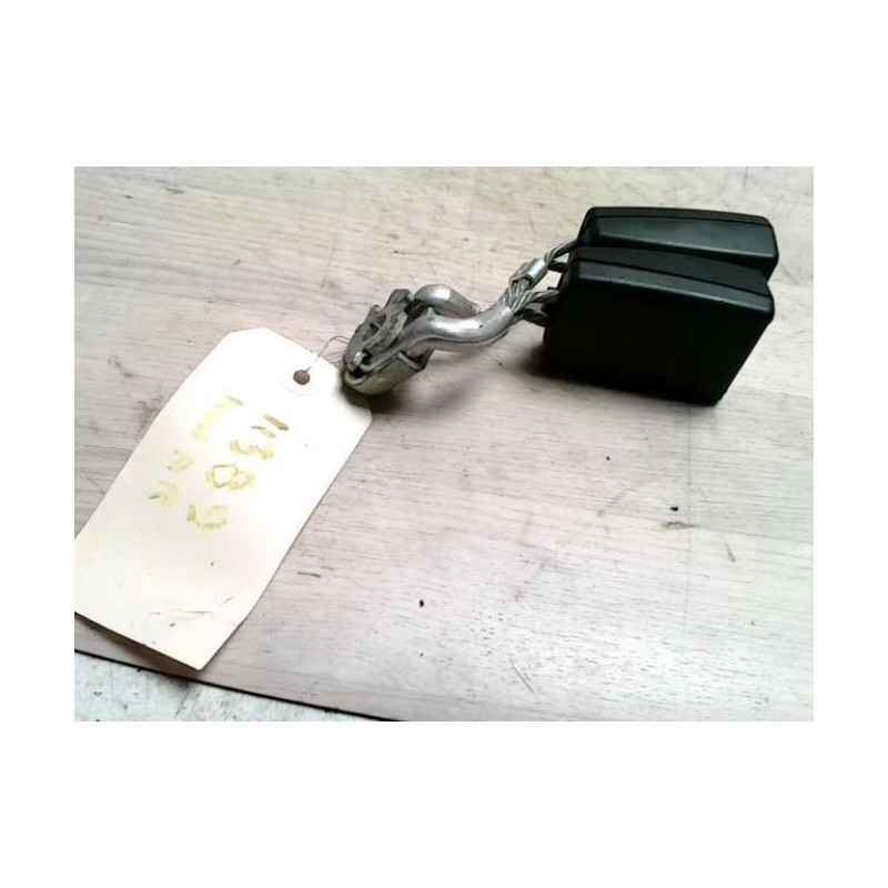 Attache ceinture arriere centrale SEAT LEON 2 PHASE 1 d’occasion