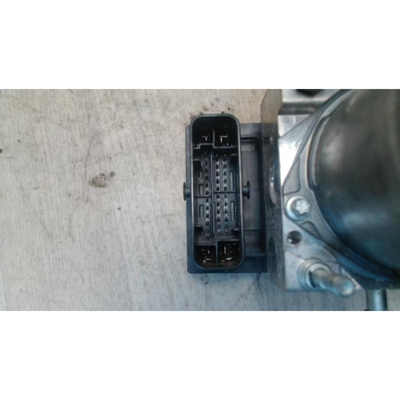 Bloc ABS (freins anti-blocage) PEUGEOT PARTNER 2 PHASE 1 d’occasion