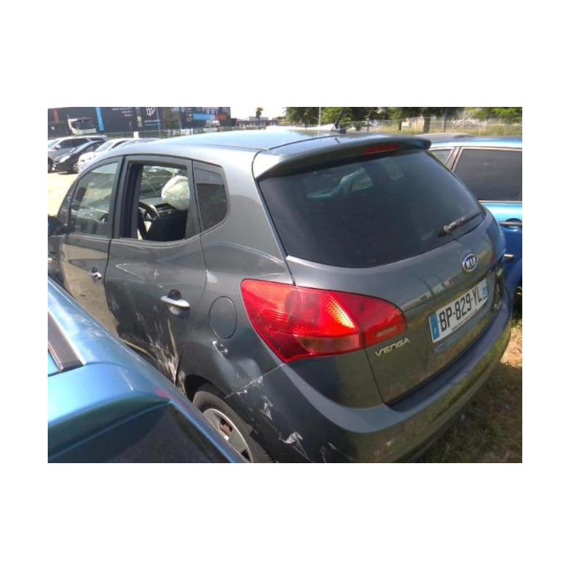 Anti brouillard arriere droit KIA VENGA PHASE 1 d’occasion