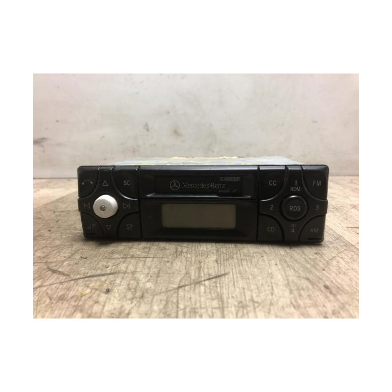 Autoradio d'origine MERCEDES CLASSE E 210 PHASE 2 d’occasion