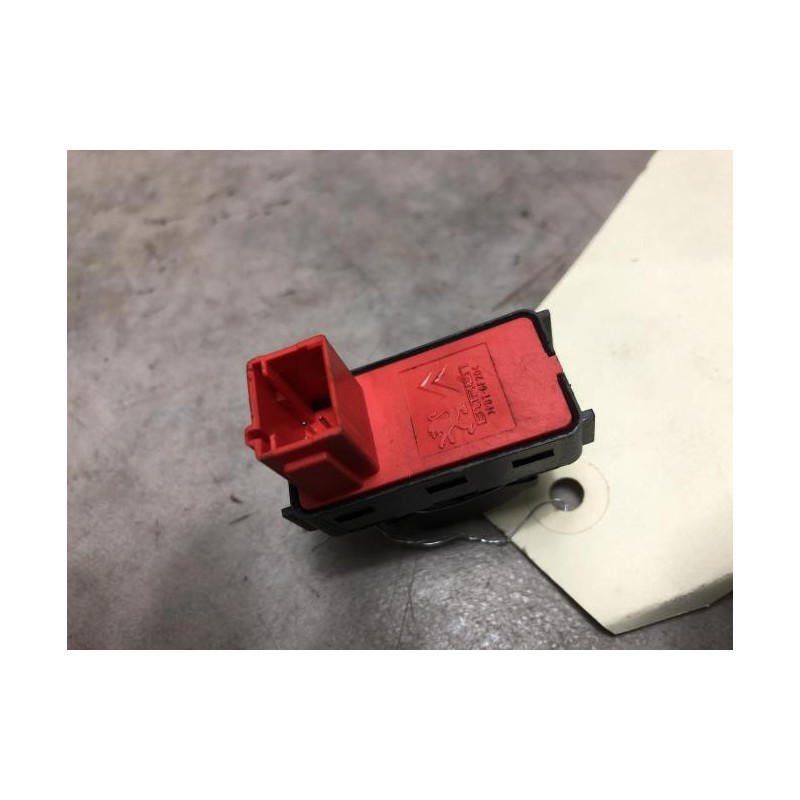 Interrupteur de leve vitre arriere droit CITROEN DS5 PHASE 1 d’occasion
