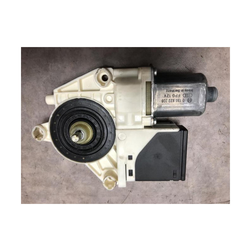 Moteur leve vitre arriere droit RENAULT MEGANE 3 PHASE 1 d’occasion