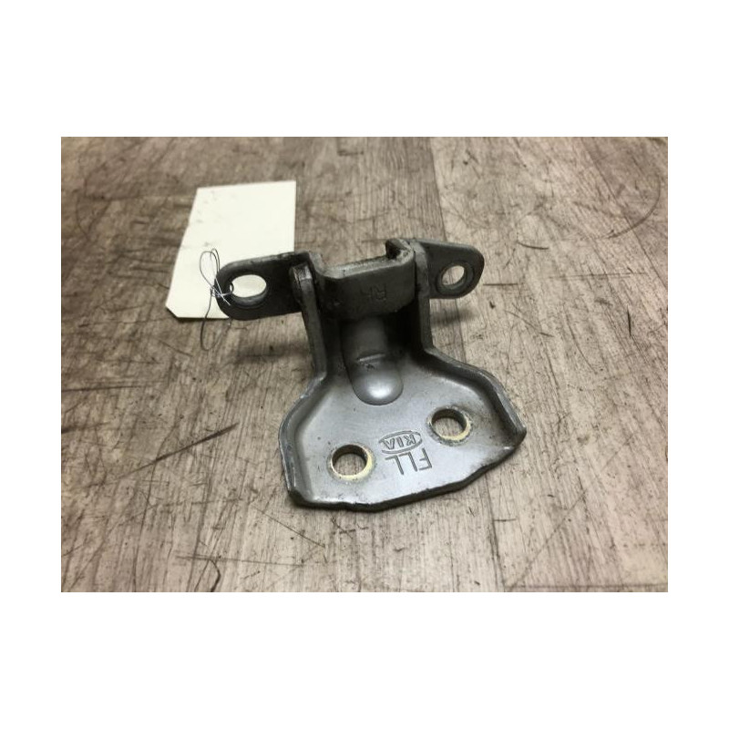 Charniere de porte avant gauche KIA SORENTO 1 PHASE 1 d’occasion