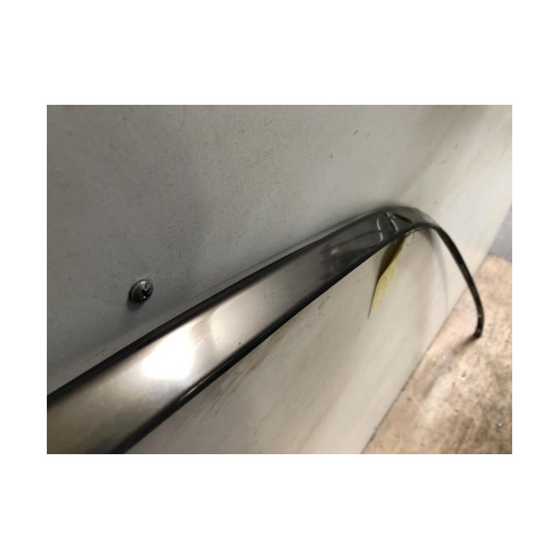 Baguette de toit MERCEDES CLASSE E 210 PHASE 2 d’occasion