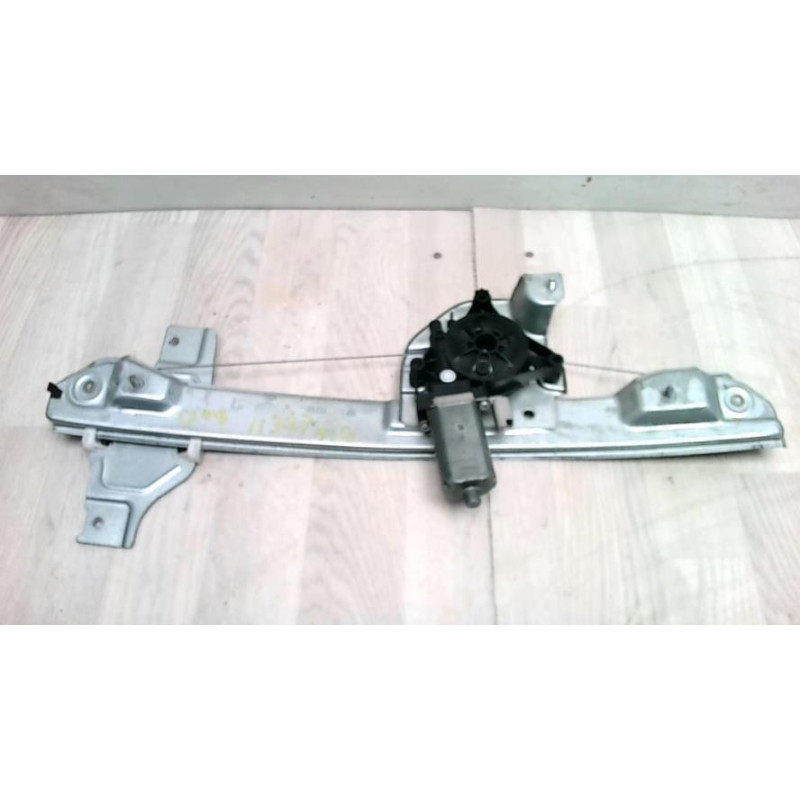 Leve vitre electrique avant gauche CITROEN C3 3 PHASE 1 d’occasion