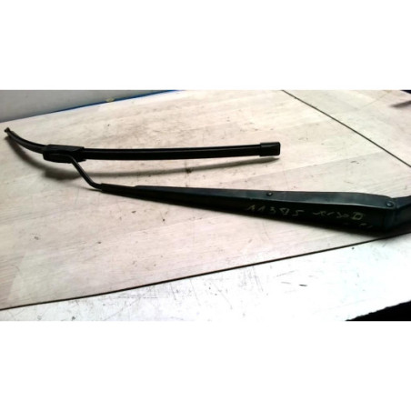 Bras essuie glace avant TOYOTA COROLLA VERSO 2 PHASE 1 d’occasion