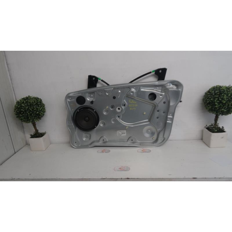 Leve vitre mecanique arriere droit SKODA FABIA I PHASE 2 d’occasion