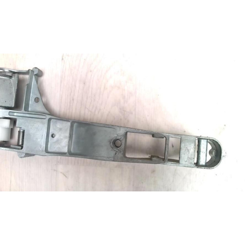 Support poignee porte avant droite PEUGEOT 207 PHASE 2 d’occasion