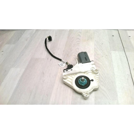Moteur essuie glace avant droit AUDI A6 3 PHASE 1 d’occasion