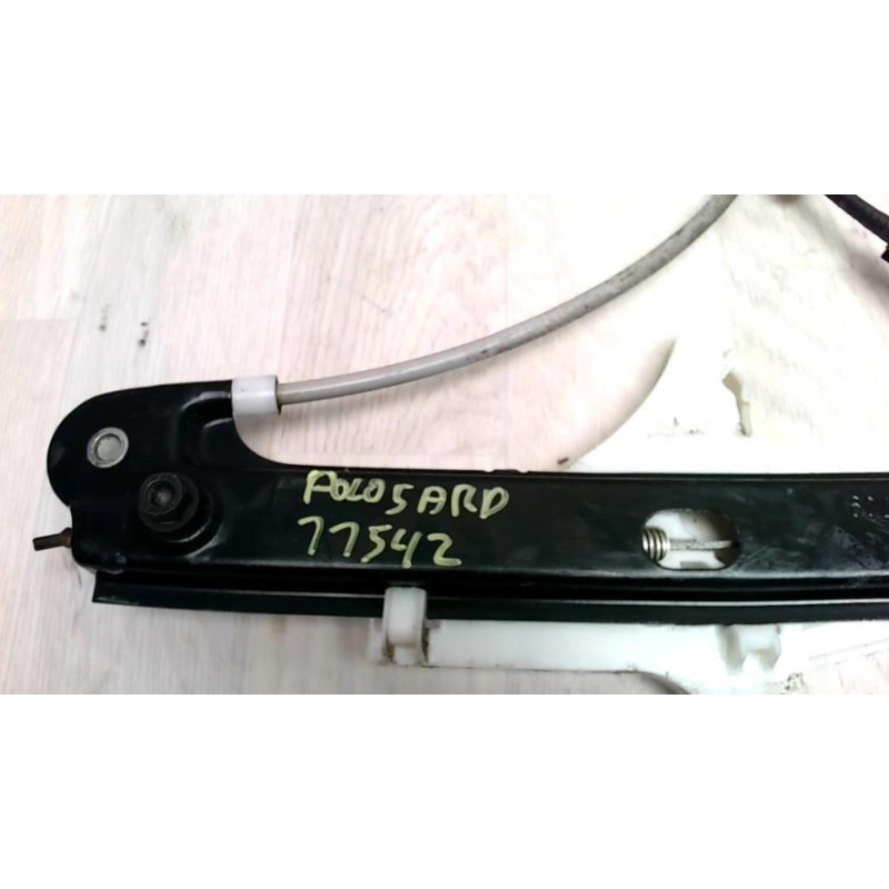 Mecanisme de leve vitre electrique arriere droit VOLKSWAGEN POLO 5 PHASE 1 d’occasion