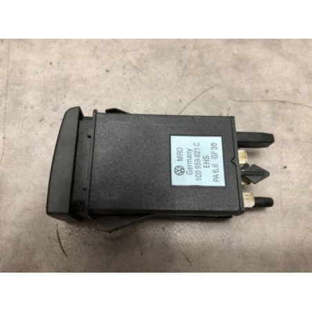 Commande degivrage lunette arriere VOLKSWAGEN NEW BEETLE 1 PHASE 2 CABRIOLET d’occasion