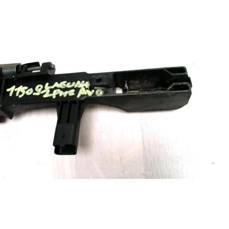 Support poignee porte avant gauche RENAULT LAGUNA 2 PHASE 2 d’occasion