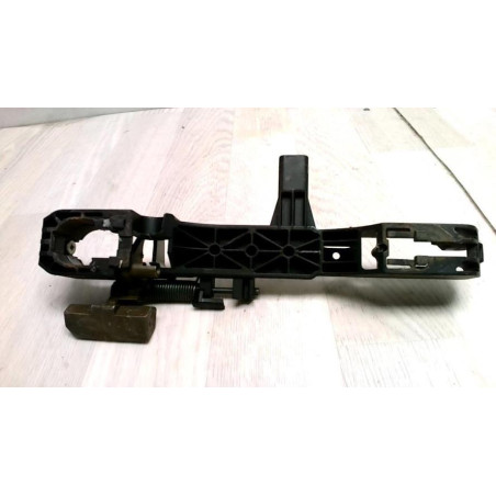 Support poignee porte avant gauche RENAULT LAGUNA 2 PHASE 2 d’occasion
