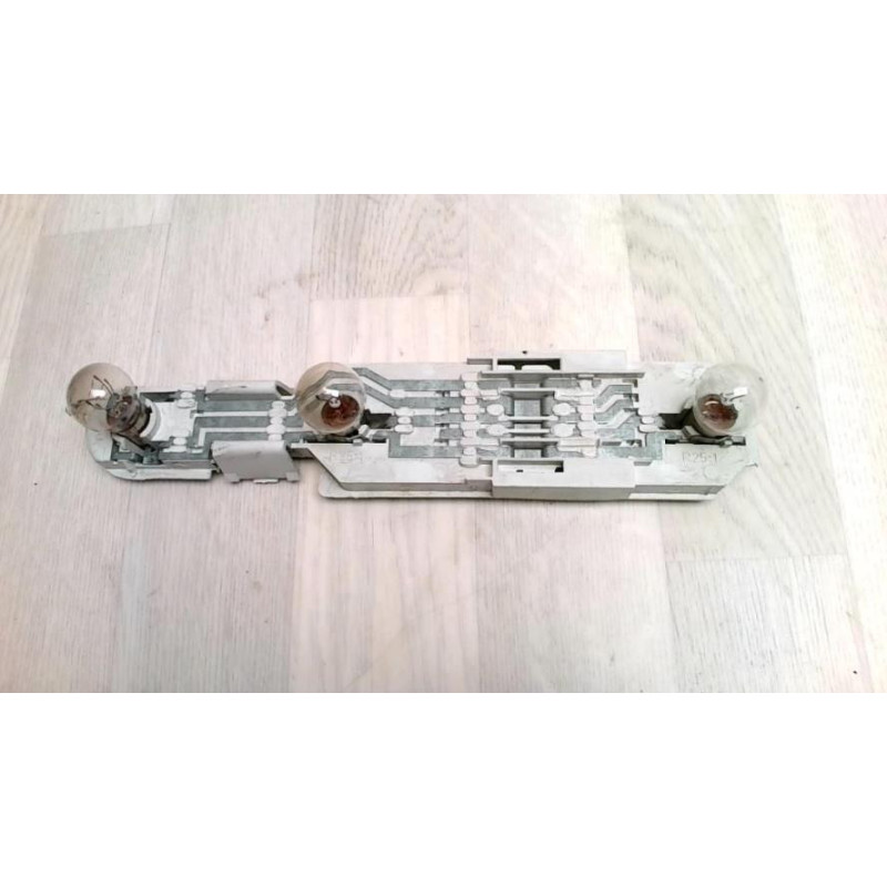 Platine feu arriere gauche RENAULT SUPER 5 d’occasion