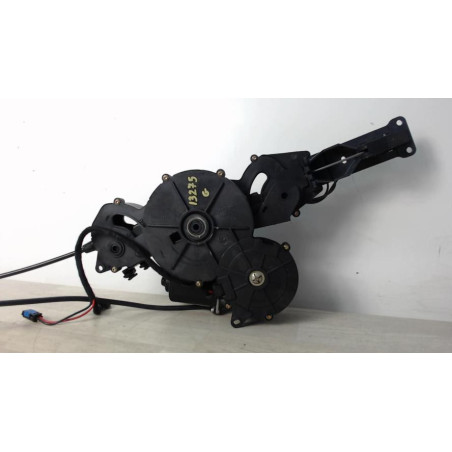 Moteur porte laterale gauche PEUGEOT 807 d’occasion