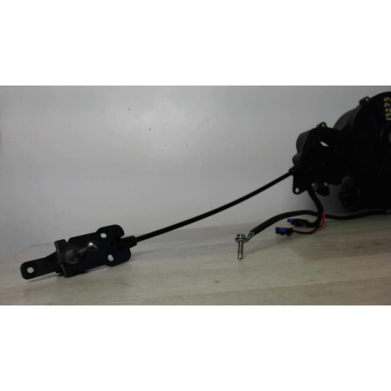 Moteur porte laterale gauche PEUGEOT 807 d’occasion