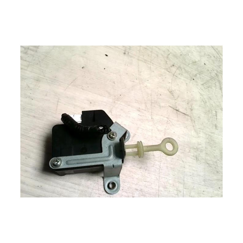 Fermeture centralisee arriere droit PEUGEOT 107 PHASE 2 d’occasion