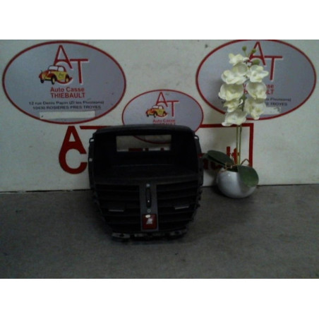 Aerateur tableau de bord PEUGEOT 207 PHASE 1 d’occasion