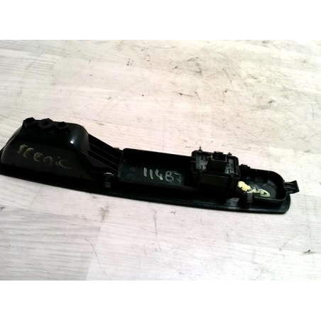 Interrupteur de leve vitre avant droit RENAULT GRAND SCENIC 3 PHASE 1 d’occasion