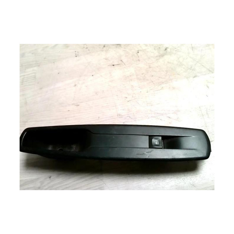 Interrupteur de leve vitre avant droit RENAULT GRAND SCENIC 3 PHASE 1 d’occasion