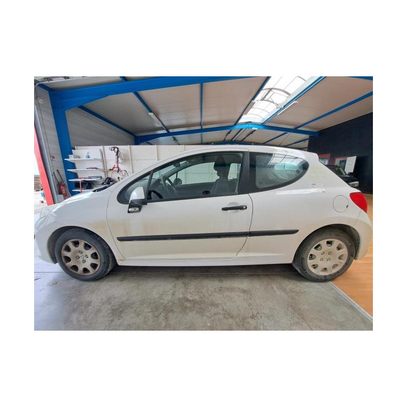 Pare choc arriere PEUGEOT 207 PHASE 1 d’occasion
